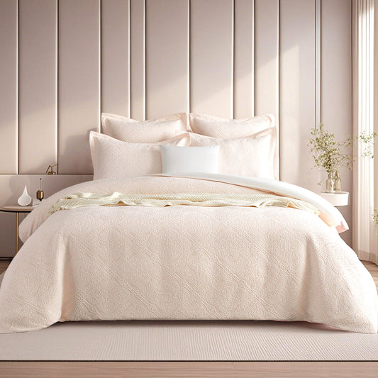 Bella Blush Jacquard Double Quilt Cover Set by Renee Taylor