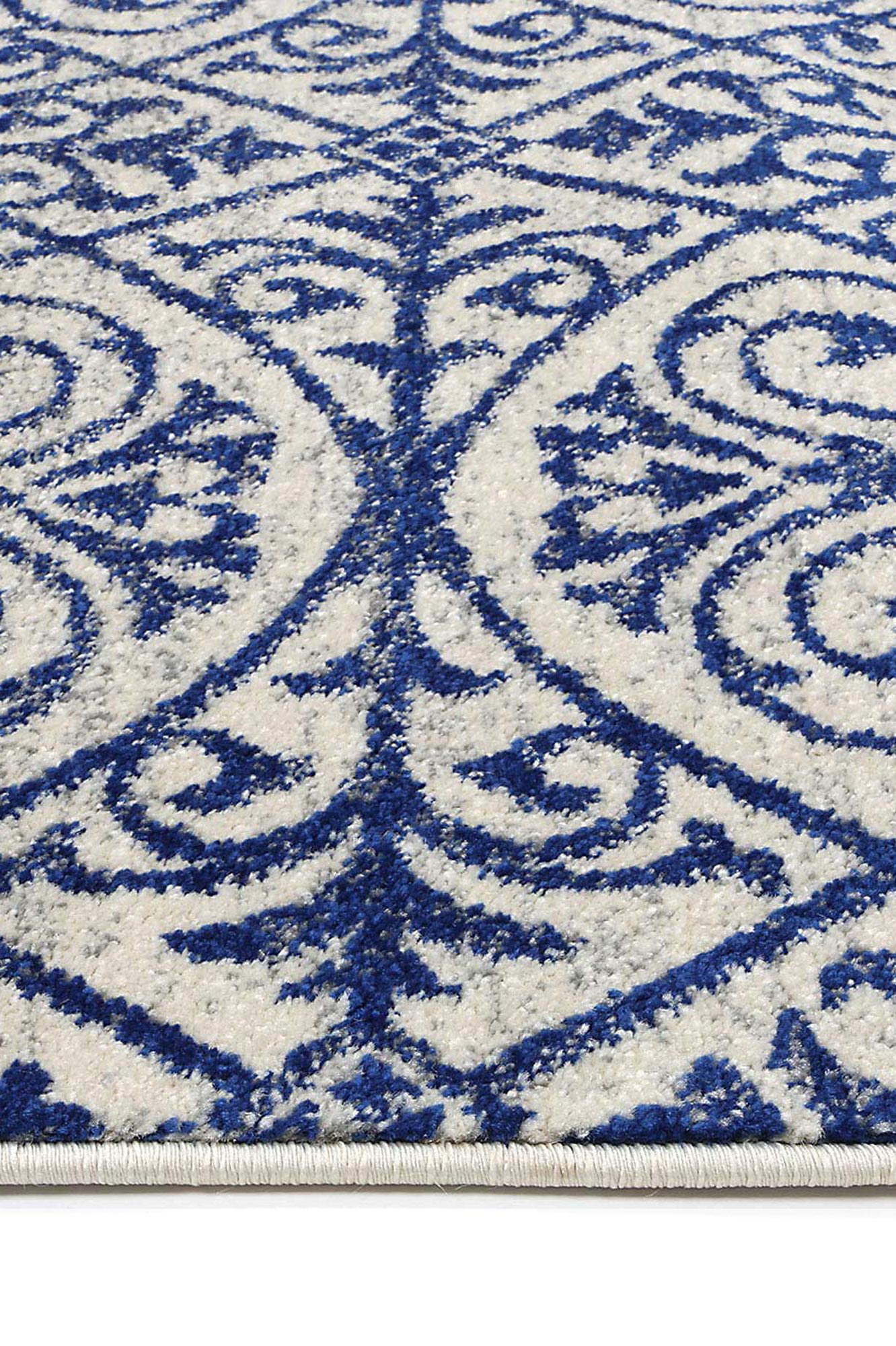 delicate-katherine-blue-ivory-rug 200x290