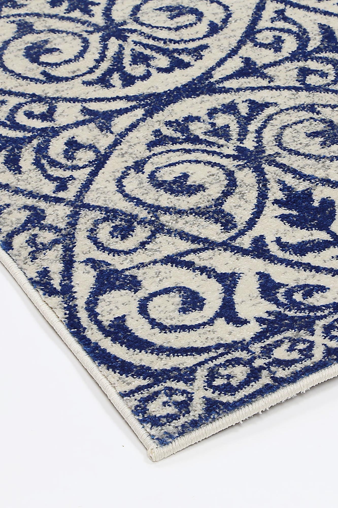 delicate-katherine-blue-ivory-rug 240x330