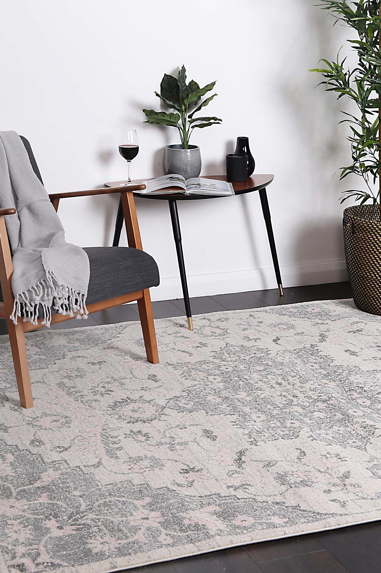 delicate-madeleine-grey-ivory-rug 300x400